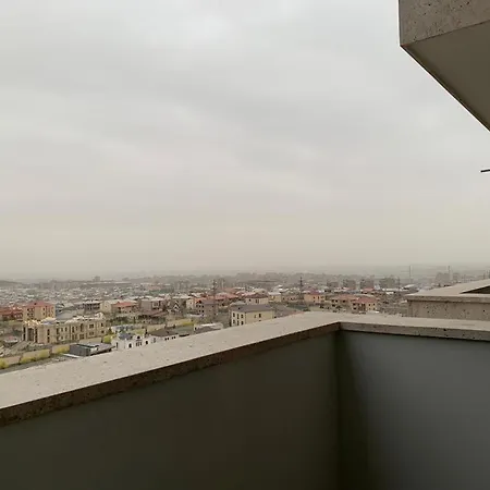 Luxury Apartment With Balcony Yerevan Exterior photo