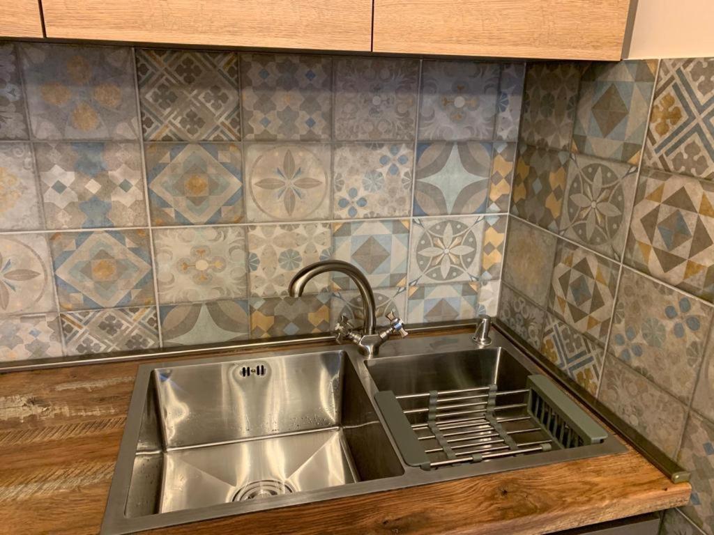 Luxury With Balcony Apartment Yerevan