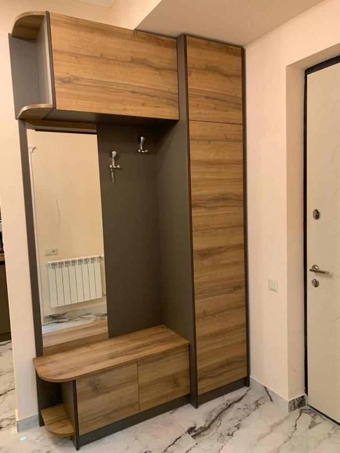 Apartment Luxury With Balcony Yerevan